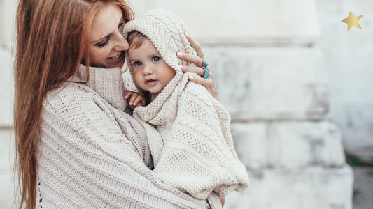 Kuschelzeit im Winter: Warum enger Körperkontakt für dein Baby so wichtig ist